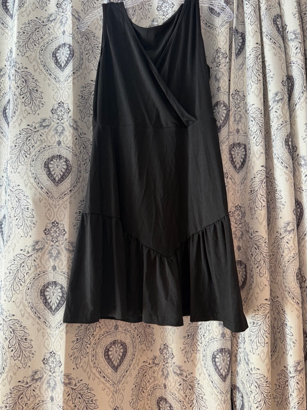 Black Sleeveless Tiered A-Line Midi Skirt